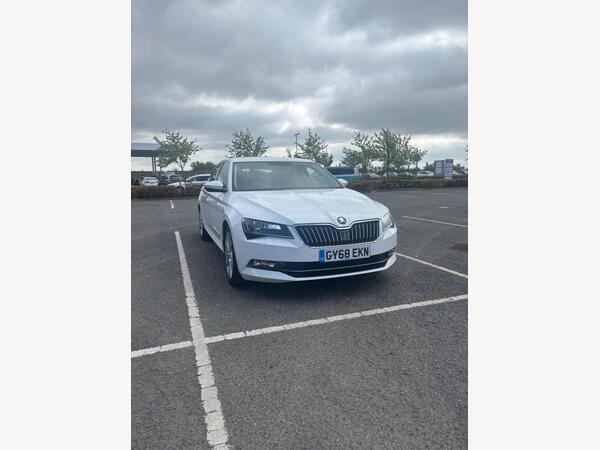 Skoda Superb 2.0 TDI SE L Executive Euro 6 (s/s) 5dr