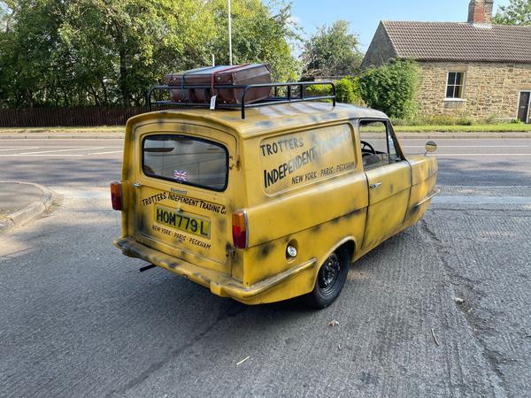 Reliant Regal SUPERVAN III