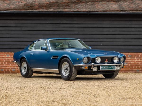 Aston Martin V8 5.3 2dr