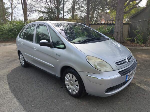Citroen Xsara Picasso 1.6i 16V Exclusive 5dr