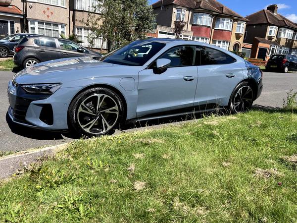 Audi e-tron GT 93.4kWh Auto quattro 4dr