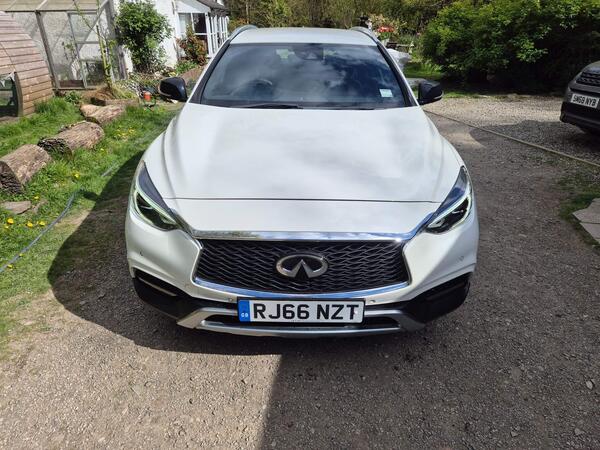 Infiniti QX30 2.2d Premium Tech DCT AWD Euro 6 (s/s) 5dr