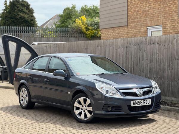 Vauxhall Vectra 1.8 VVT Exclusiv 5dr