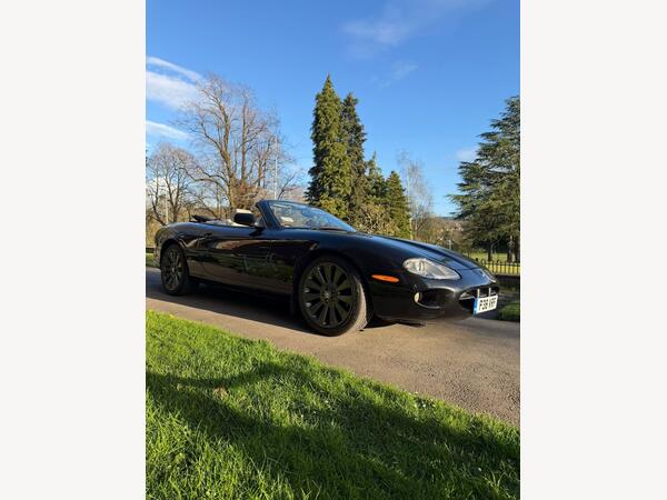 Jaguar XK8 4.0 2dr