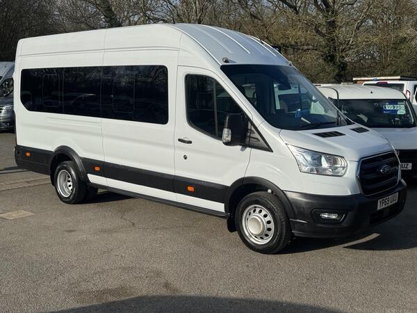 Ford Transit 2.0 460 EcoBlue Leader Minibus Double Cab 5dr Diesel Manual RWD L4 H3 Euro 6 (s/s) (17 Seat, DRW) (130 ps)