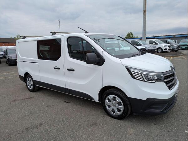 Renault Trafic 2.0 dCi Blue LL30 Business+ Crew Van L2 H1 Euro 6 (s/s) 6dr