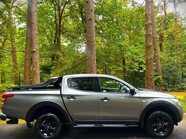 Fiat Fullback 2.4D Cross Auto 4WD Euro 6 4dr