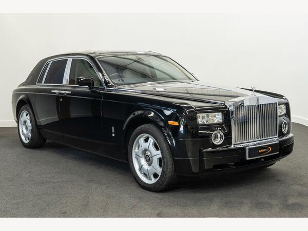 Rolls-Royce Phantom 6.7 Over £36000 in optional extras 4dr