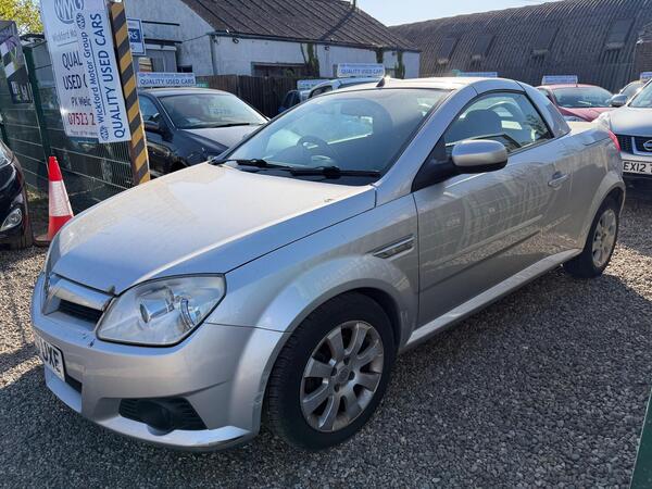 Vauxhall Tigra 1.4i 16v Exclusiv Easytronic 2dr (a/c)
