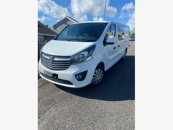 Vauxhall Vivaro 1.6 CDTi 2900 BiTurbo Sportive Crew Van Double Cab 5dr Diesel Manual L2 H1 Euro 6 (s/s) (6 Seat) (125 ps)