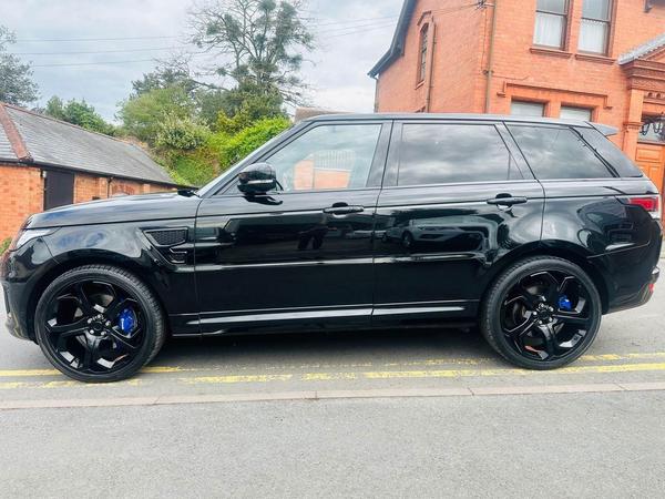 Land Rover Range Rover Sport RANGE ROVER SVR 5.0L V8 SUPERCHARGED 5dr