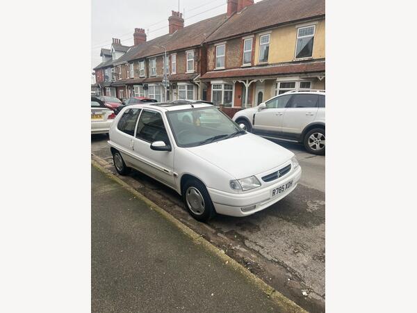 Citroen Saxo 1.4i Exclusive 3dr