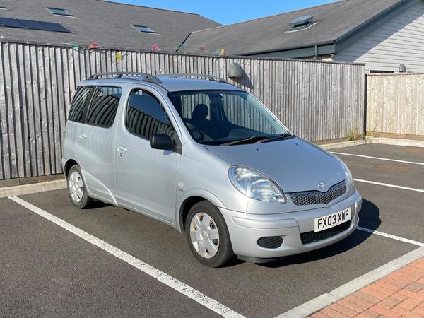 Toyota Yaris Verso 1.3 VVT-i T3 5dr