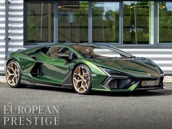 Lamborghini Revuelto 6.5 V12 HPEV 3.8kWh AMT 4WD Euro 6 2dr