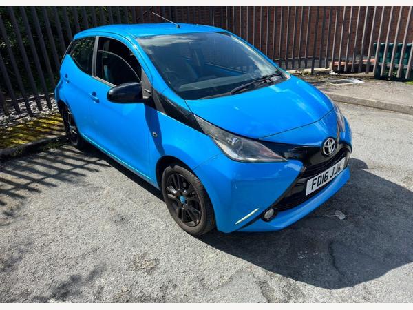 Toyota AYGO 1.0 VVT-i x-play Euro 6 5dr (Safety Sense)