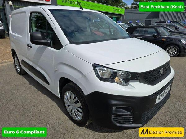 Peugeot Partner 1.6 BLUEHDI PROFESSIONAL L1 5d 100 BHP IN WHITE WITH 62,000 MILES AND A FULL SERVICE HISTORY, 1 OWNER FROM NEW, ULEZ COMPLIANT EURO 6 DIESEL PANEL VAN