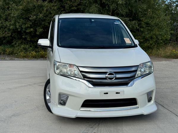 Nissan Serena Highway star 2.0 hybrid ULEZ FREE 5dr