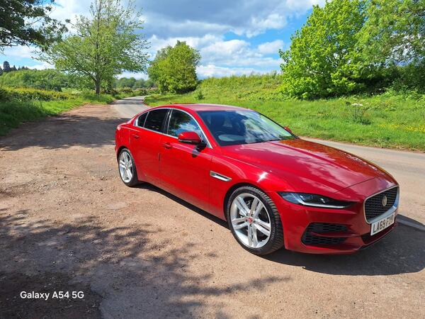 Jaguar XE 2.0 P250i HSE Auto Euro 6 (s/s) 4dr