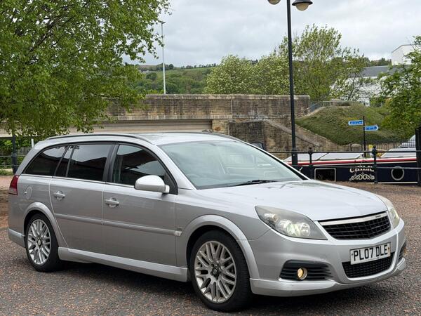 Vauxhall Vectra 1.9 CDTi 16v SRi Exterior Pack Estate 5dr Diesel Manual (157 g/km, 148 bhp)
