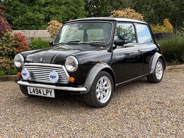 Rover Mini 1.3 Cooper Saloon 2dr Petrol Manual (62 bhp)