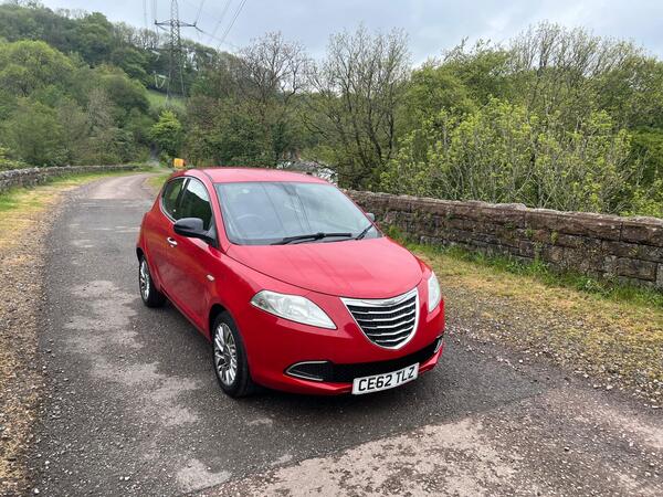 Chrysler Ypsilon 1.2 SE Euro 5 (s/s) 5dr