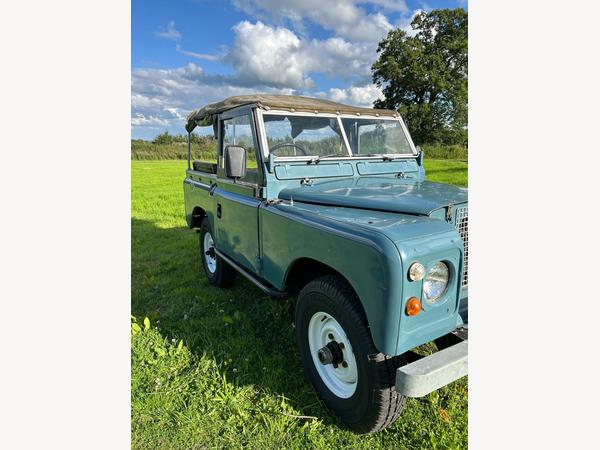 Land Rover Series III 2.3 88 SUV Petrol Manual (7 Seats) (77 bhp)