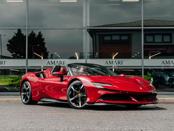 Ferrari SF90 Spider 4.0T V8 7.9kWh F1 DCT 4WD Euro 6 (s/s) 2dr