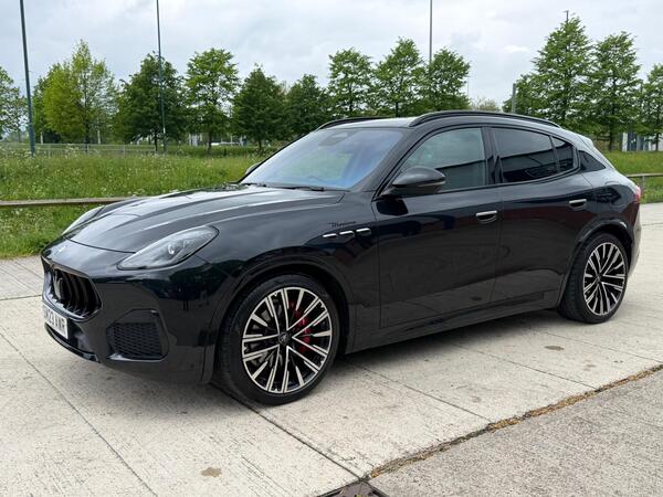 Maserati Grecale 2.0 MHEV Modena ZF 4WD Euro 6 (s/s) 5dr