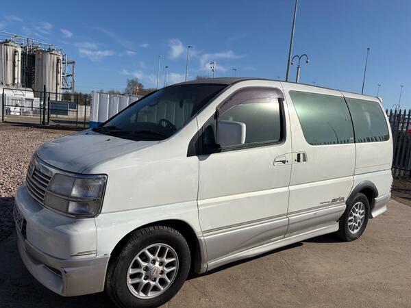 Nissan Elgrand