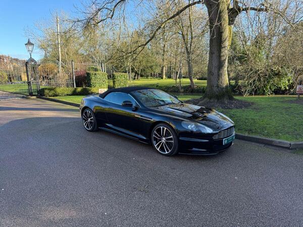 Aston Martin DBS Volante V12 5.9L Touchtronic Carbon Edition 2d AUTO 510 BHP Aston Warranty til end '26