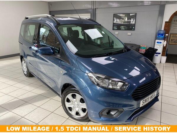 Ford Tourneo Courier 1.5 TDCi Zetec Euro 6 5dr