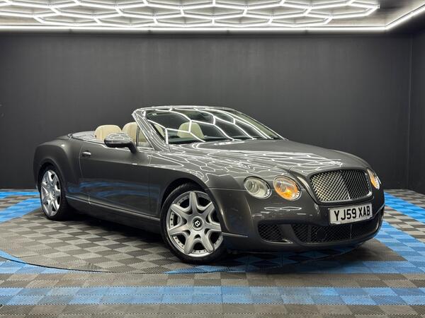 Bentley Continental 6.0 W12 GTC Speed Auto 4WD Euro 4 2dr
