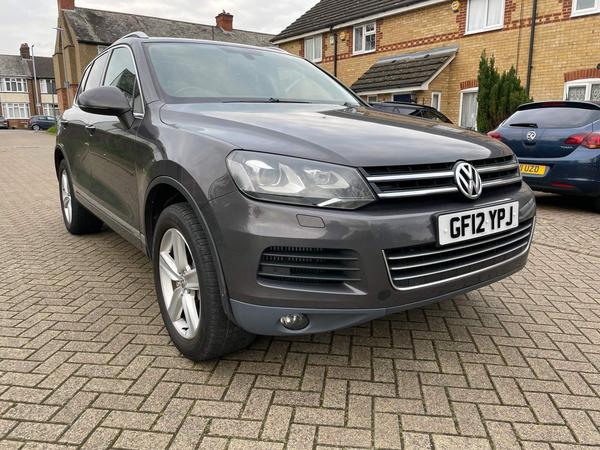 Volkswagen Touareg 3.0 TDI V6 BlueMotion Tech SE Tiptronic 4WD Euro 5 (s/s) 5dr