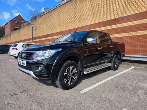 Fiat Fullback 2.4D LX 4WD Euro 6 4dr (Euro 6)