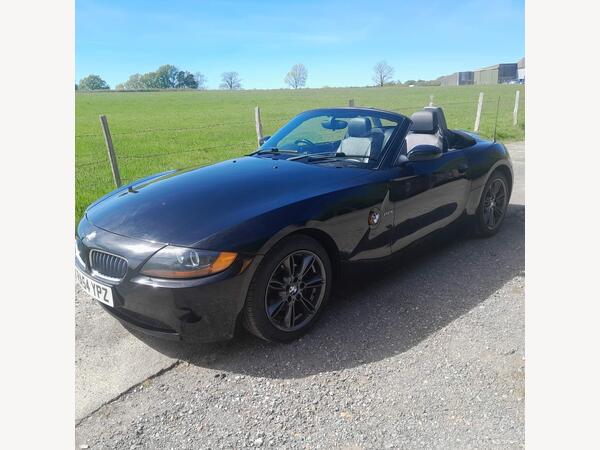 BMW Z4 2.2i SE Euro 3 2dr