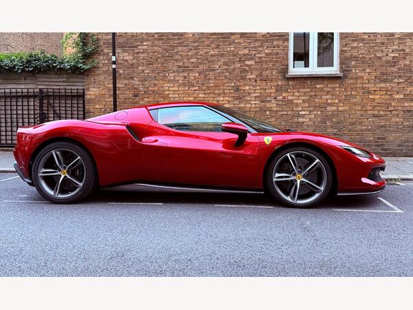 Ferrari 296 GTB 3.0T V6 7.45kWh F1 DCT Euro 6 (s/s) 2dr