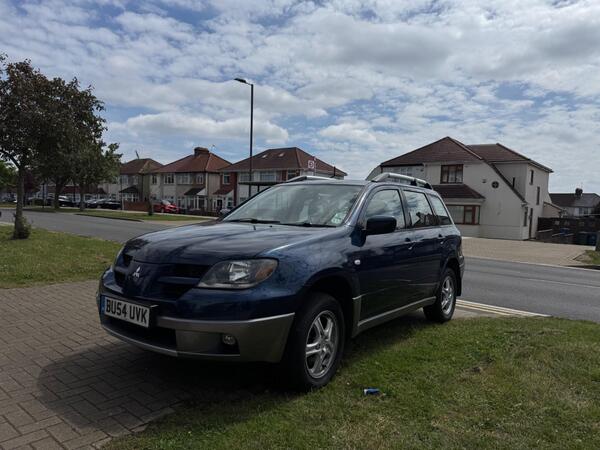 Mitsubishi Outlander 2.4 Sport 5dr