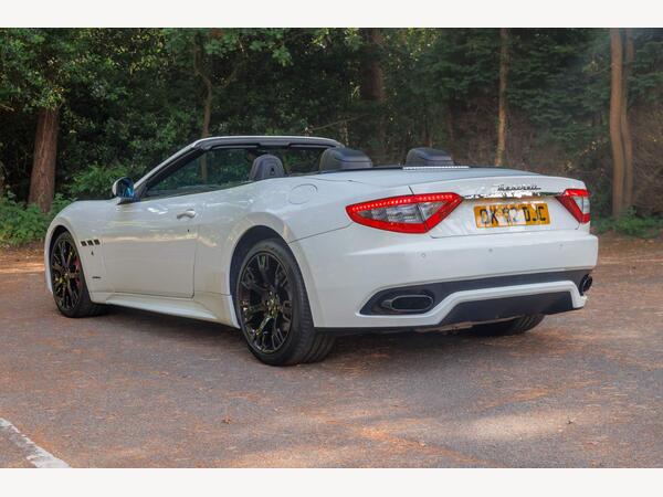 Maserati GranCabrio 4.7 V8 Sport MC Shift Euro 5 2dr