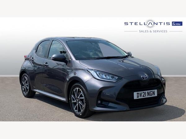 Toyota Yaris 1.5 VVT-h Design E-CVT Euro 6 (s/s) 5dr