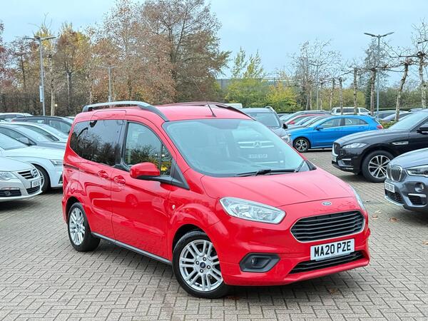 Ford Tourneo Courier 1.5 TDCi Titanium Euro 6 5dr