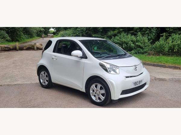 Toyota iQ 1.0 VVT-i Euro 5 3dr