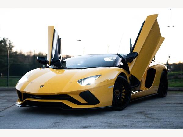 Lamborghini Aventador 6.5 V12 LP 740-4 S Roadster ISR 4WD Euro 6 2dr