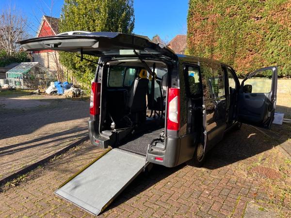 Peugeot Expert Tepee 2.0 HDi Comfort L2 MPV 5dr Diesel Automatic (7 seats) (199 g/km, 163 bhp)