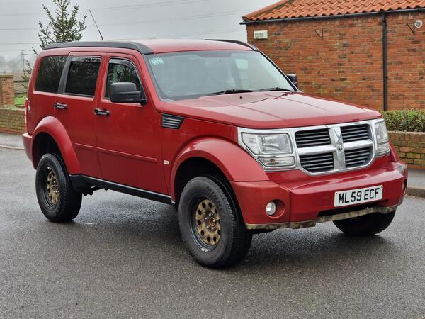 Dodge Nitro 2.8 CRD SXT 5dr