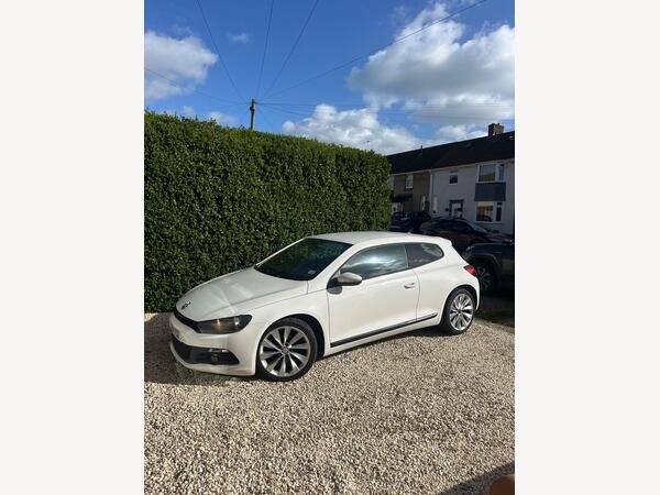 Volkswagen Scirocco 2.0 TDI BlueMotion Tech GT Euro 5 (s/s) 3dr (Leather, Nav)