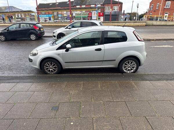 Fiat Punto Evo 1.4 Active Euro 5 (s/s) 3dr