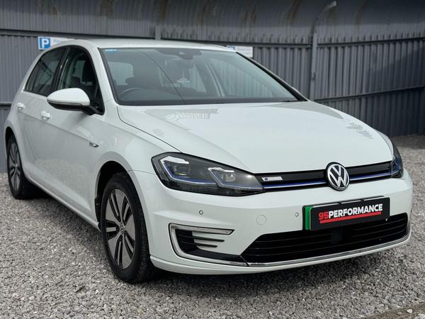 Volkswagen e-Golf 35.8kWh e-Golf Auto 5dr