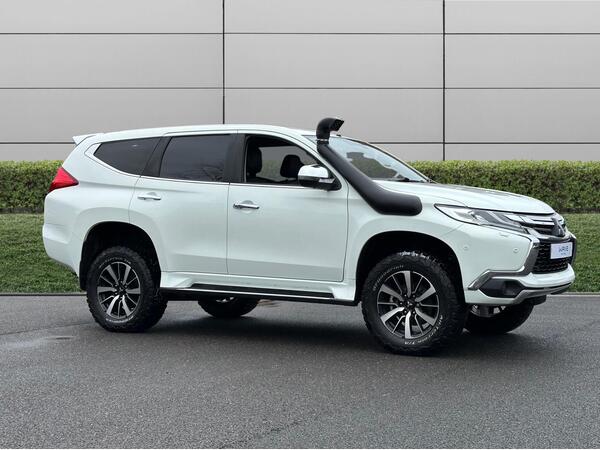 Mitsubishi Shogun Sport 2.4D 4 Auto 4WD Euro 6 5dr