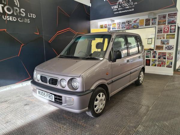 Perodua Kenari 1.0 EZ 5dr