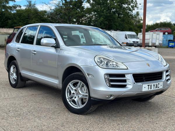 Porsche Cayenne 4.8 S Tiptronic S AWD 5dr
